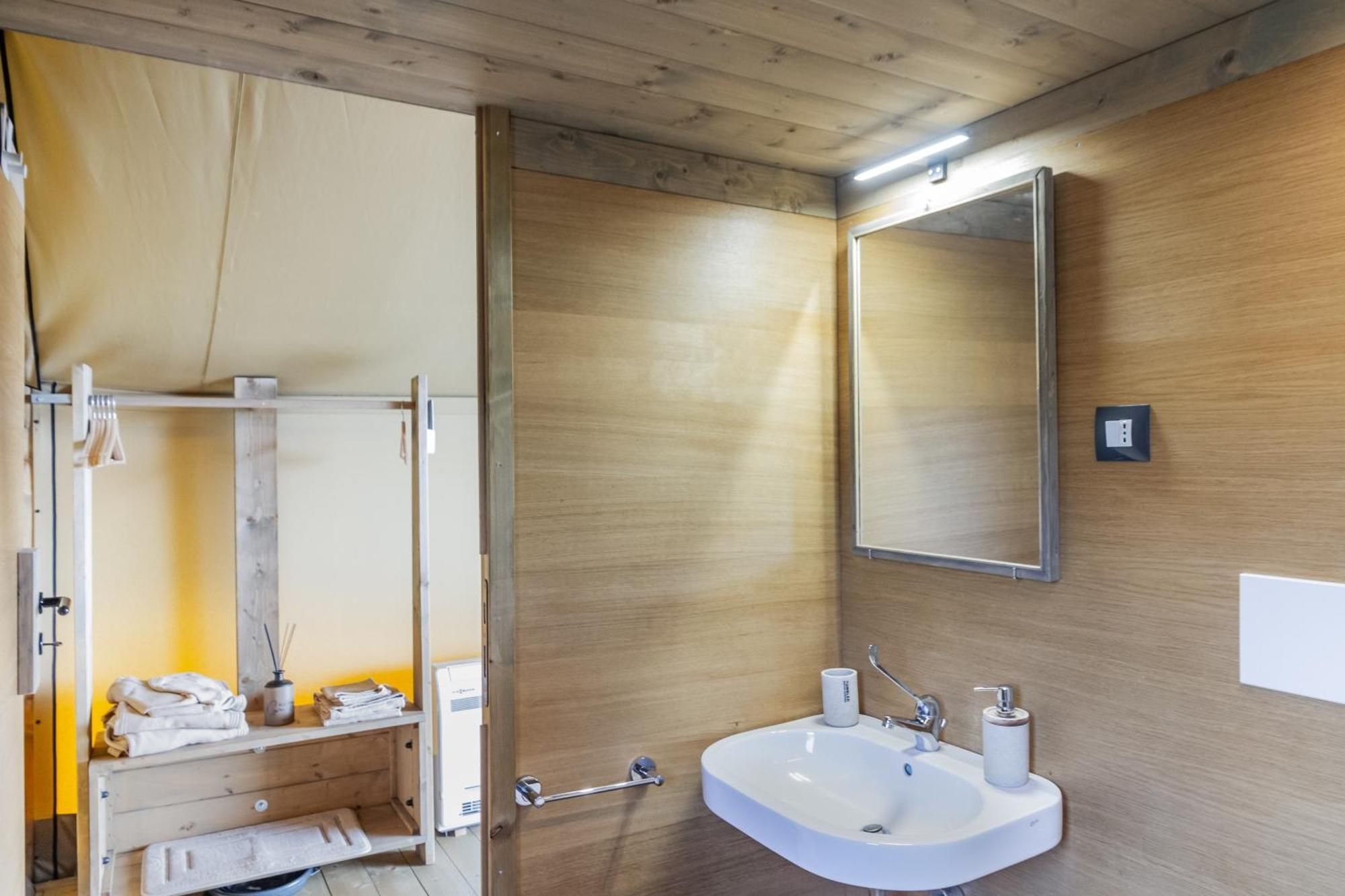 Glamping Grancia Hotel Гросето Екстериор снимка